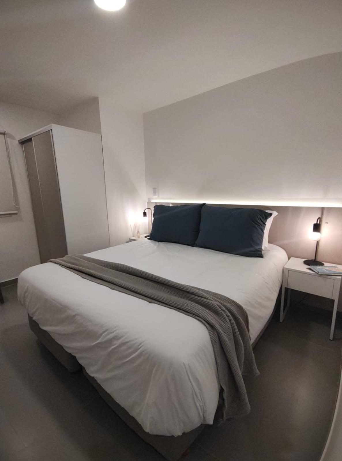 Upoint Recoleta Aparthotel บัวโนสไอเรส ภายนอก รูปภาพ