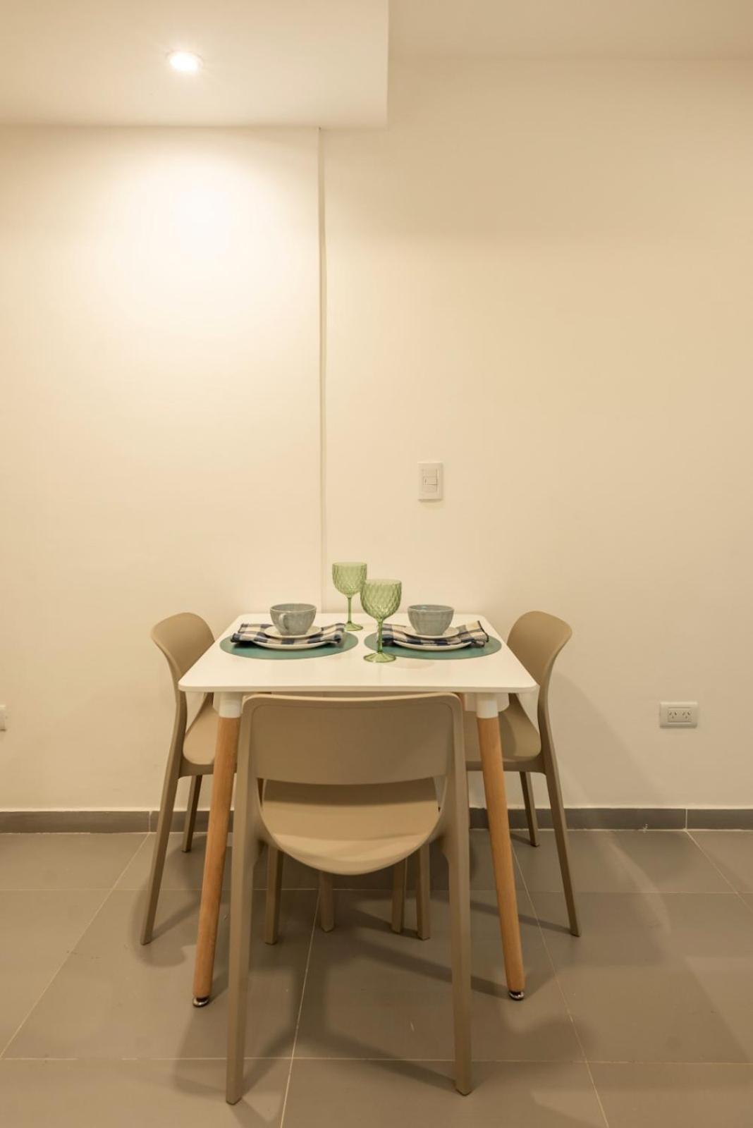 Upoint Recoleta Aparthotel บัวโนสไอเรส ภายนอก รูปภาพ