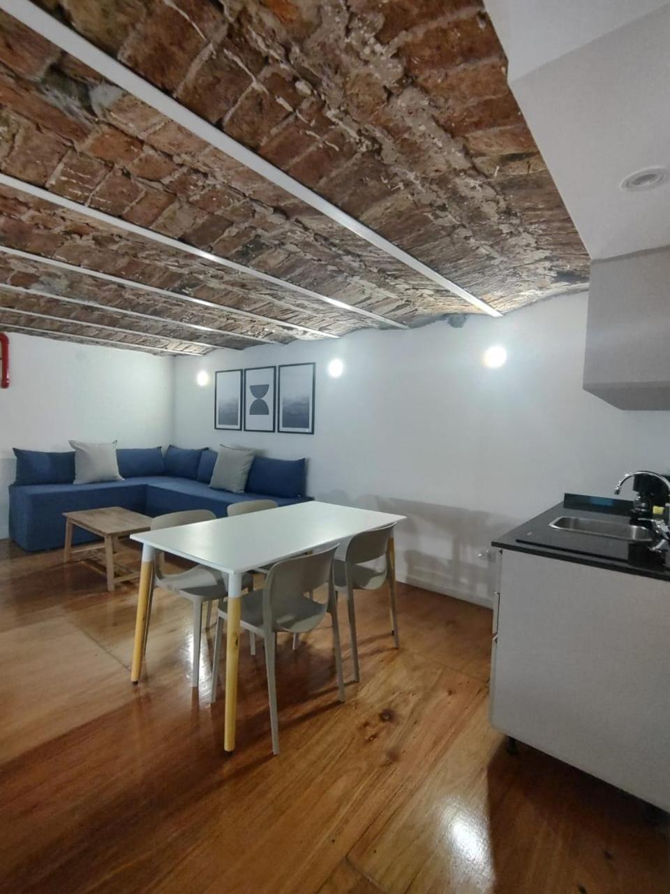 Upoint Recoleta Aparthotel บัวโนสไอเรส ภายนอก รูปภาพ
